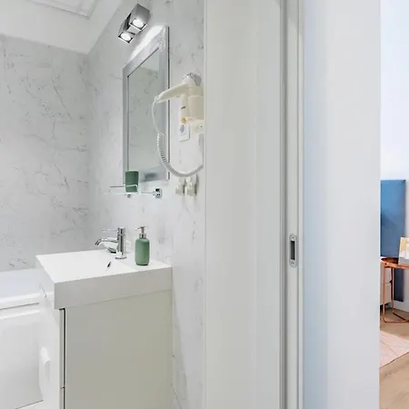 Boutique Luxury - & Quiet Appartement Boedapest