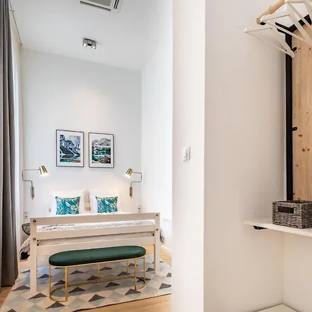 Boutique Luxury - & Quiet Appartement Boedapest