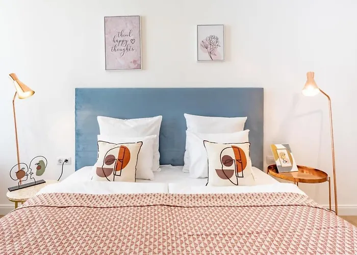 Boutique Luxury - & Quiet *