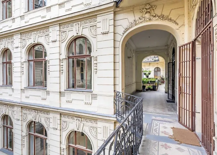 Boutique Luxury - & Quiet Apartman